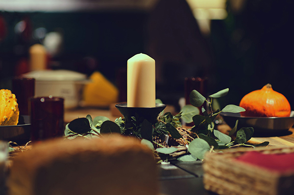 Elegant tablescape under the evening sky